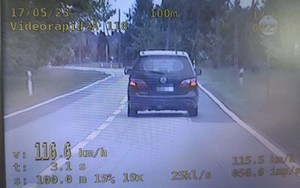 Nieodpowiedzialne zachowanie kierowcy, który w terenie zabudowanym jechał 116km/h