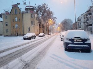 POLICJA APELUJE O ROZWAGĘ NA DRODZE!