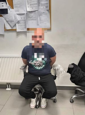Policjanci z Sycowa zatrzymali sprawców włamania na gorącym uczynku