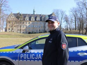 RUSZYŁ PLEBISTYT " SUPER DZIELNICOWY"  – mieszkańcy mogą wybrać swojego bohatera