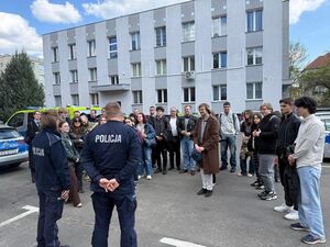 Studenci Uniwersytetu Wrocławskiego z wizytą w oleśnickiej komendzie