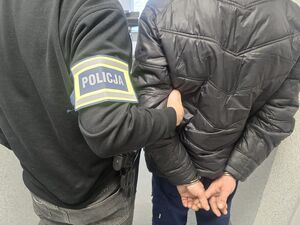 Poszukiwany zatrzymany przez oleśnickich kryminalnych. Skorzystał z szansy danej przez sąd