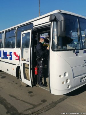 Mamy wspólny cel – ochronę życia i zdrowia ludzkiego. Wciąż prowadzone są kontrole policji i sanepidu