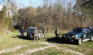 Współpraca policja ze Strażą Leśną w ramach działań Quad i Cross